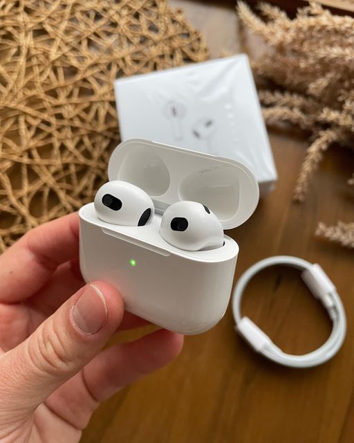 AIRPOD PRO 3 ACTIVE NOISE CANCELLATION